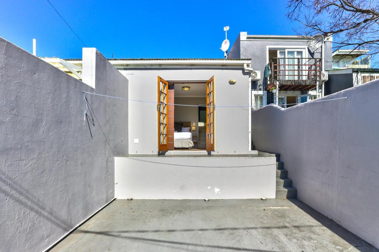 Victorian Home In Hippy Woodstock Cape Town Exterior photo